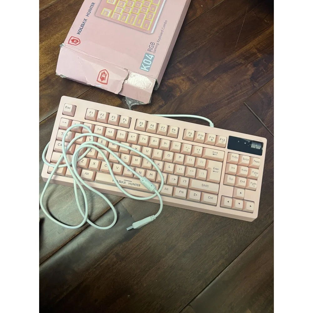 Kolmax Hunter K04 87% RGB White Membrane Gaming Keyboard. (PINK) Used